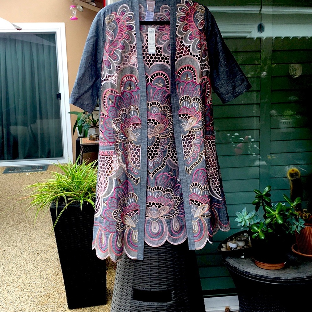 Kimono style jacket with scalloped hem multi color dark and light rose colors